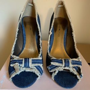 Bandolino Denim Heels